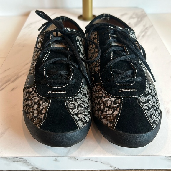 COACH- Signature Logo Jacquard Lace Up Sneaker Shoe - Picture 4 of 9